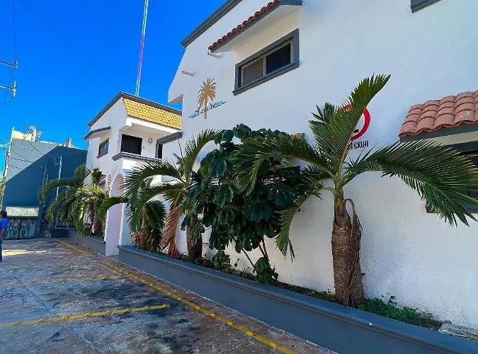 Azure Coliving 3*