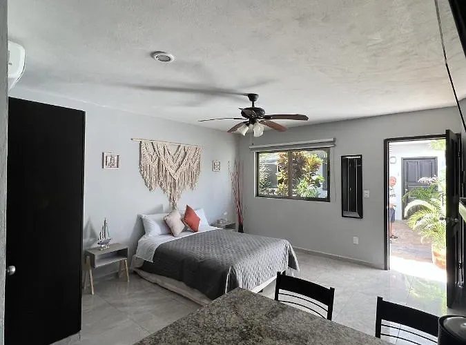 Hotel Azure Coliving