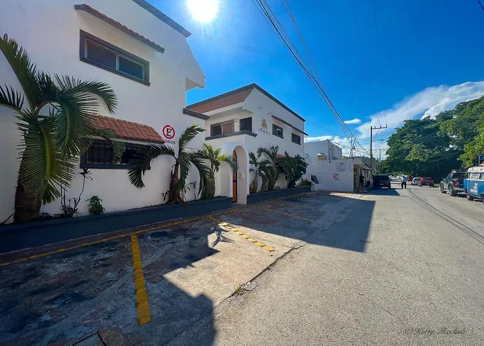Hotel Azure Coliving 3*